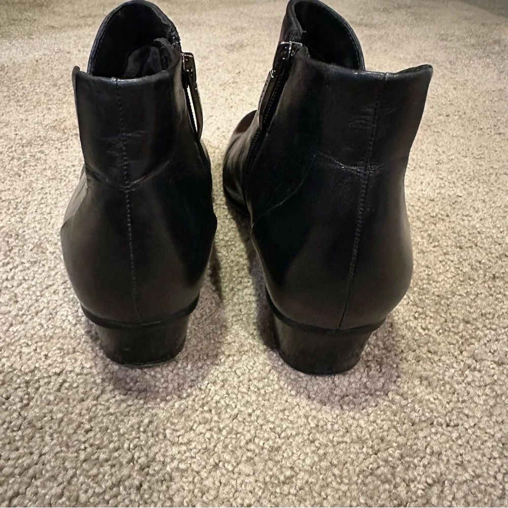 Regarde Le Ciel Leather Ankle Boots Booties